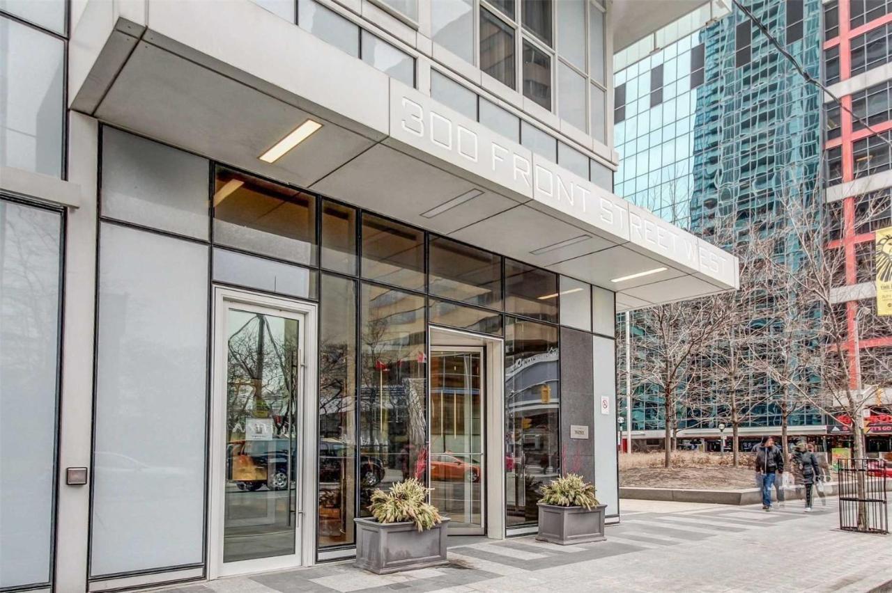 Apartment Downtown Cn Tower Suites *