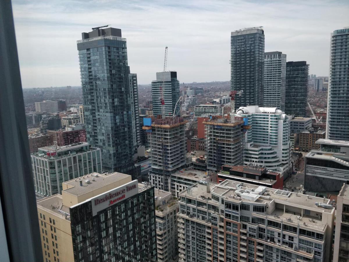 Entertainment District, Downtown - 300 Front 1 Bed 1 Bath, City View Apartment