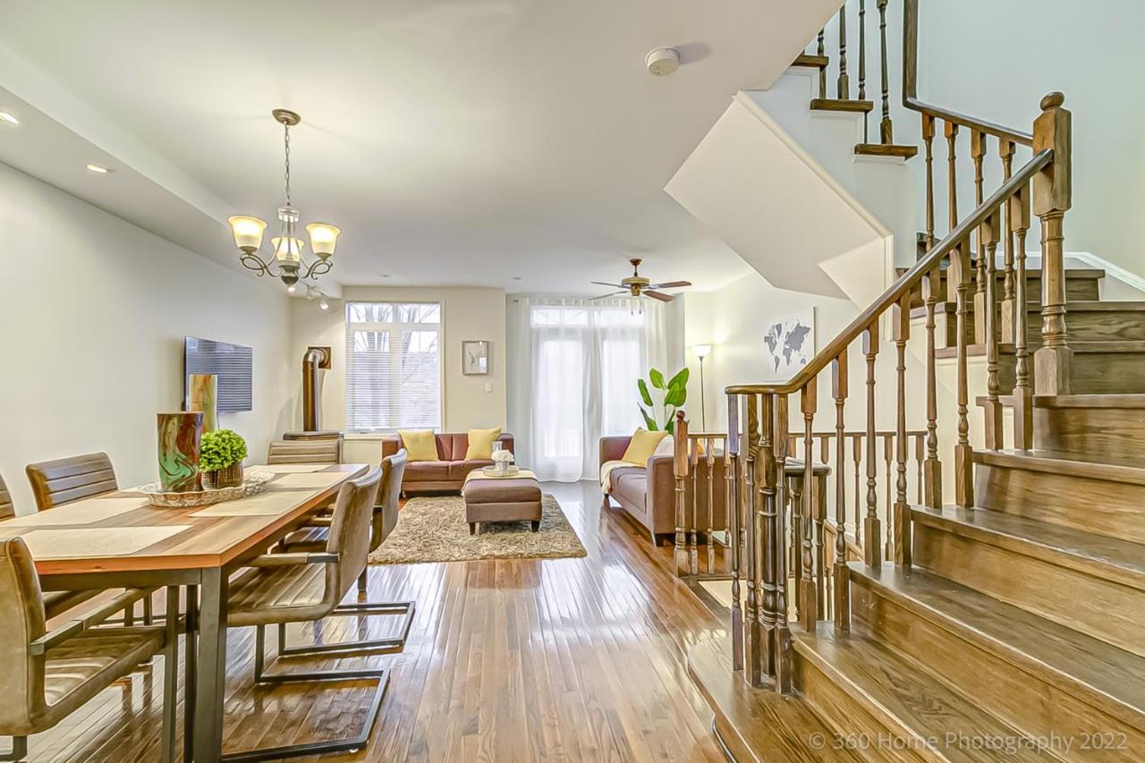 Urban Retreat - Modern 4br Townhouse Apartment Toronto