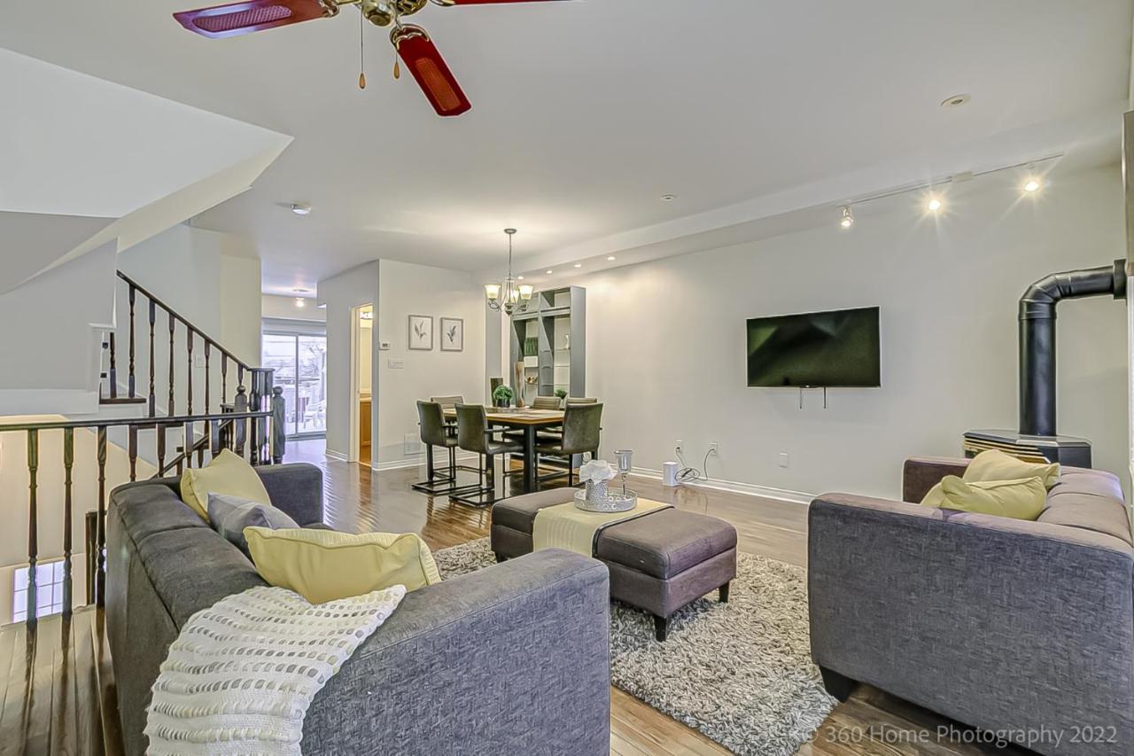 Urban Retreat - Modern 4br Townhouse Apartment *