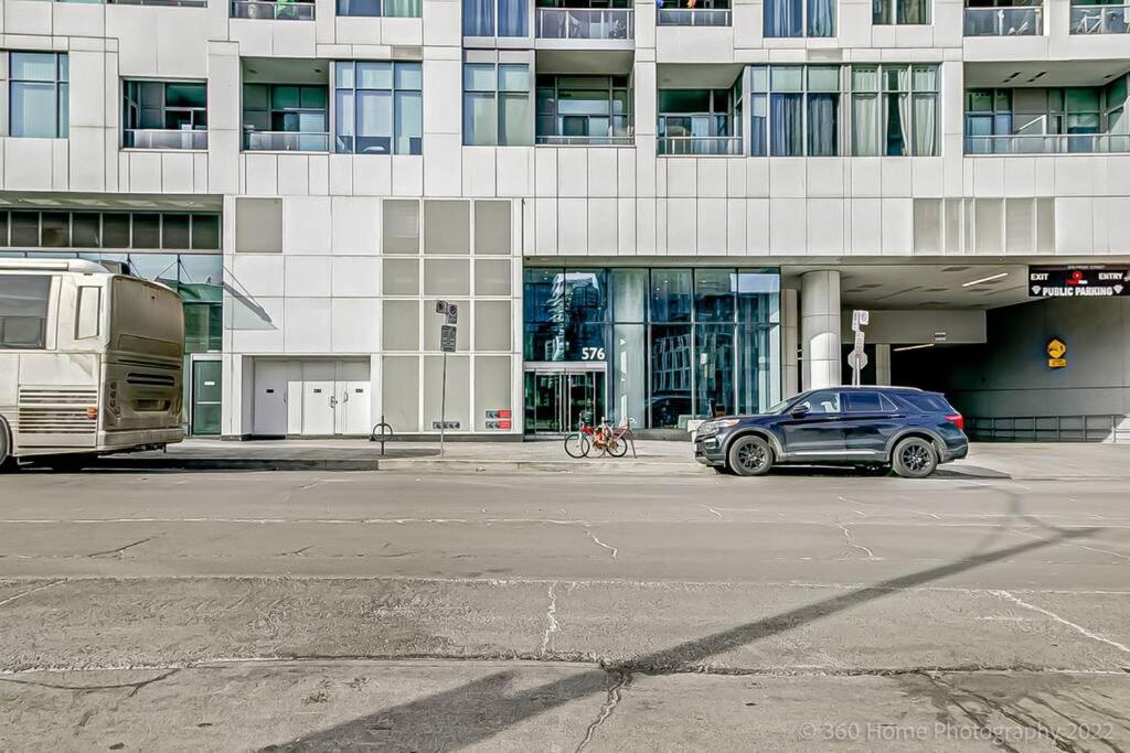 Minto - Modern In King West Neighborhood *