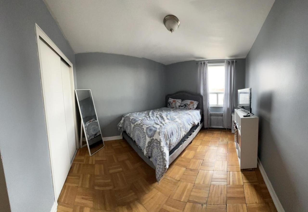 Amueblada En Eglinton Privatunterkunft