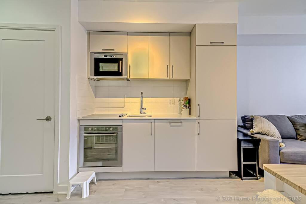 Minto - Modern In King West Neighborhood *