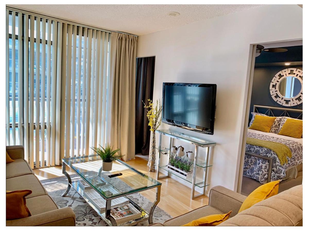 Apartment Comfy 1 Bedroom & Den In Downtown 1 Queen & 1 Single Bed *