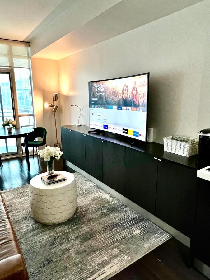 Apartment Morden In The Center Of Downtown