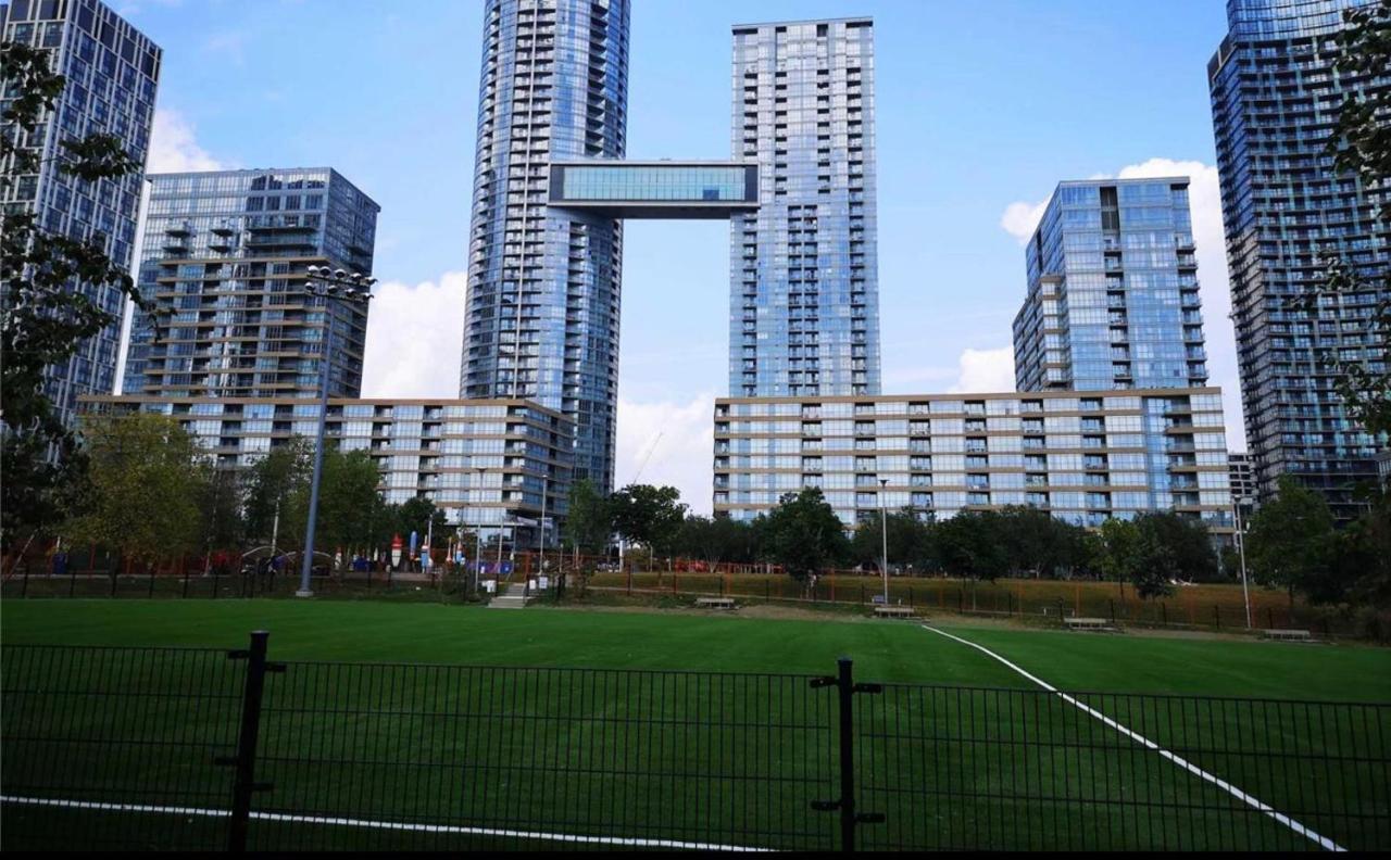 Apartment Morden In The Center Of Downtown