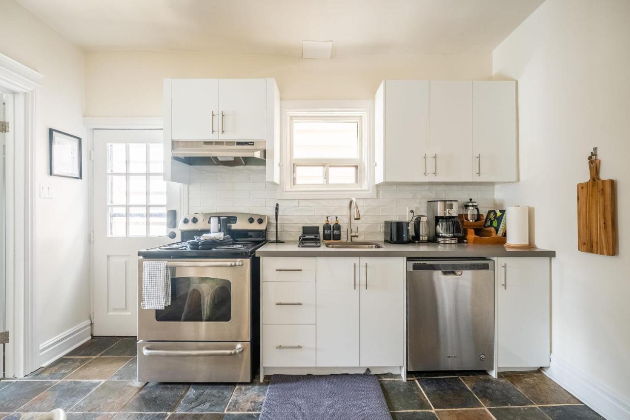 Modern 1br - Near Trinity Bellwoods Park Apartment