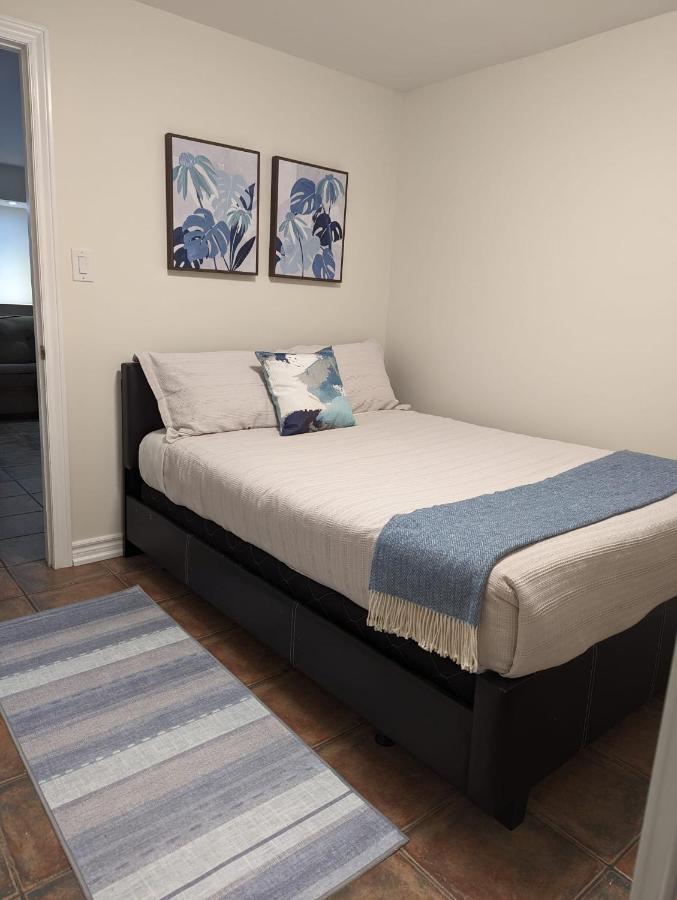 Apartment Urban Retreat - Modern 4br Townhouse Toronto