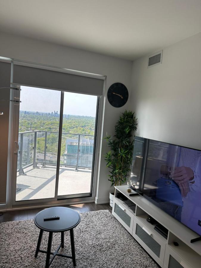 1 Bedroom Apartment *