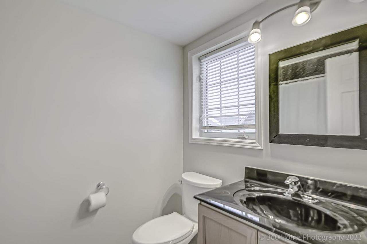Urban Retreat - Modern 4br Townhouse Apartment