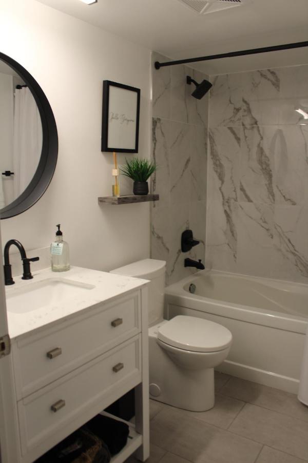Downtown Waterfront Suites With Cn Tower Views * Toronto