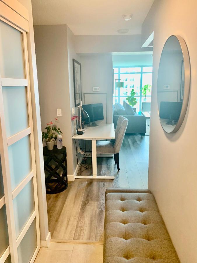 Downtown Waterfront Suites With Cn Tower Views Apartment *