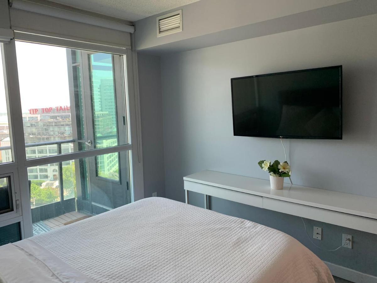 Apartment Downtown Waterfront Suites With Cn Tower Views *