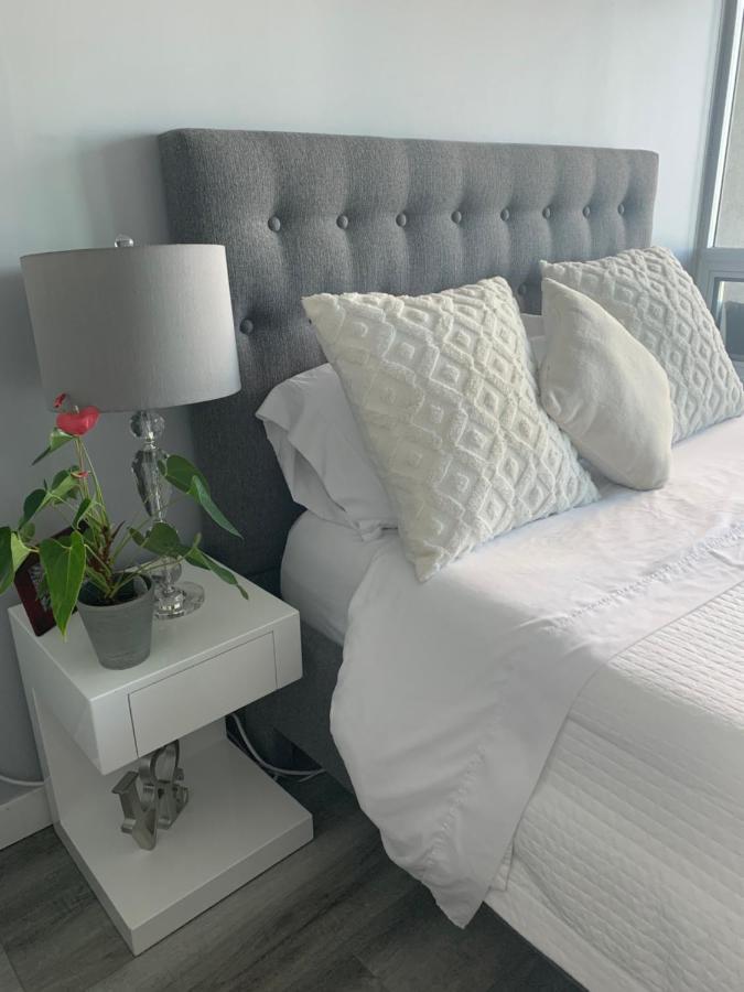 Downtown Waterfront Suites With Cn Tower Views *