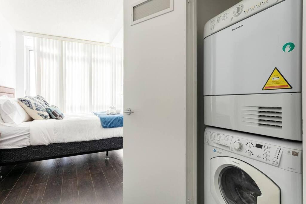 Apartment Guestic At Cityplace - Lake View & One Free Parking *