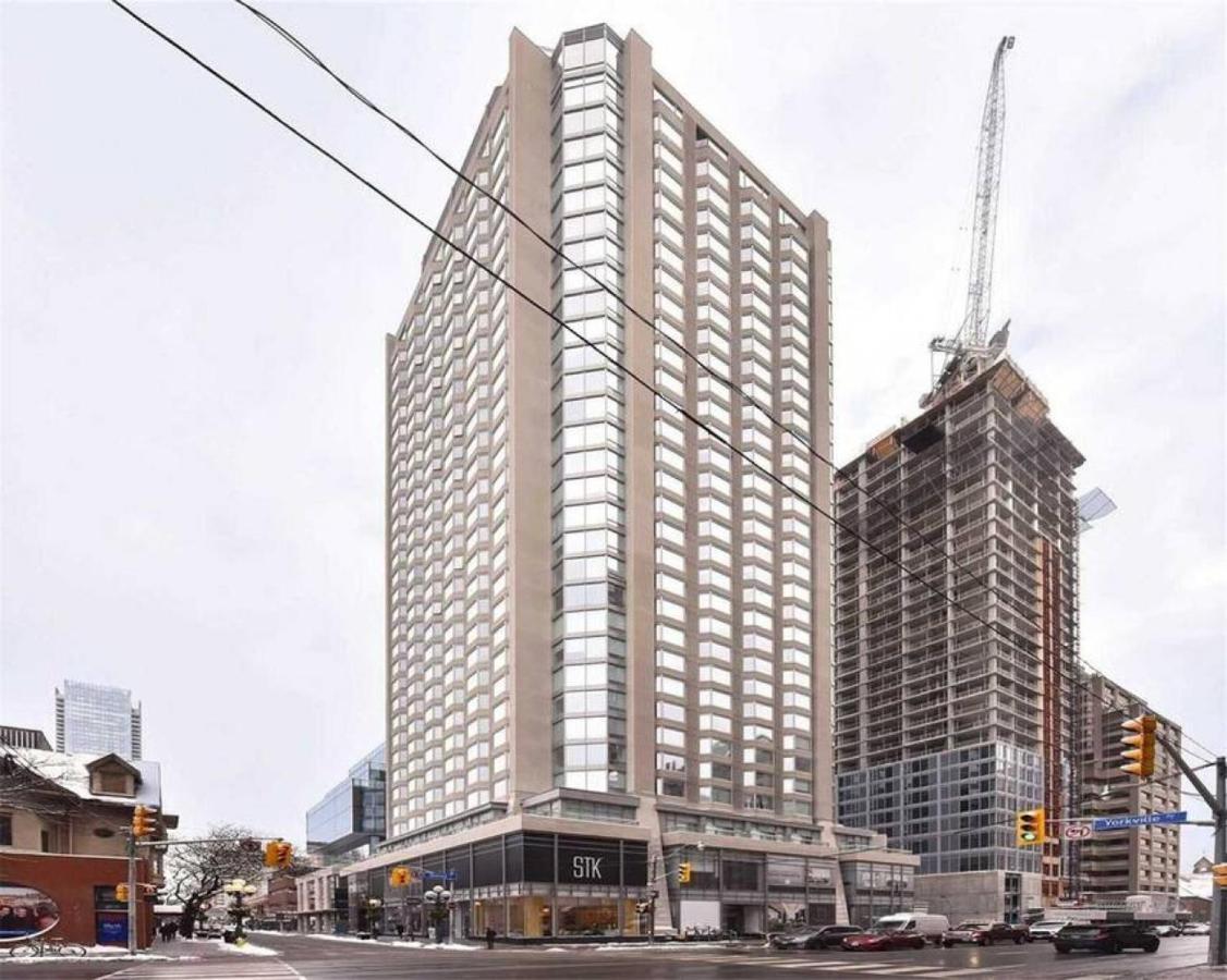 Modern Yorkville 1br 1ba Gym Upscale Area * Toronto