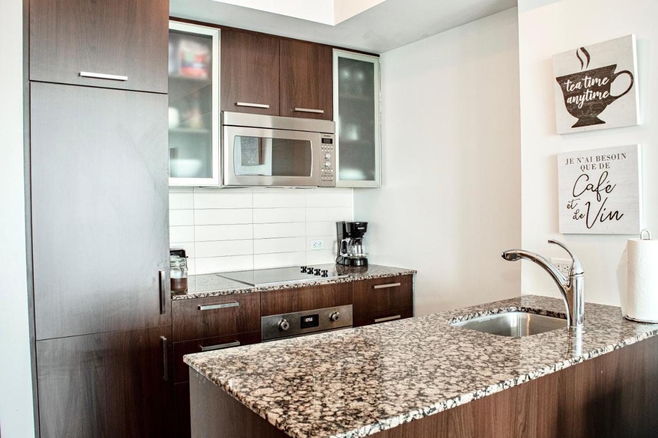 Apartment In The Heart Of *