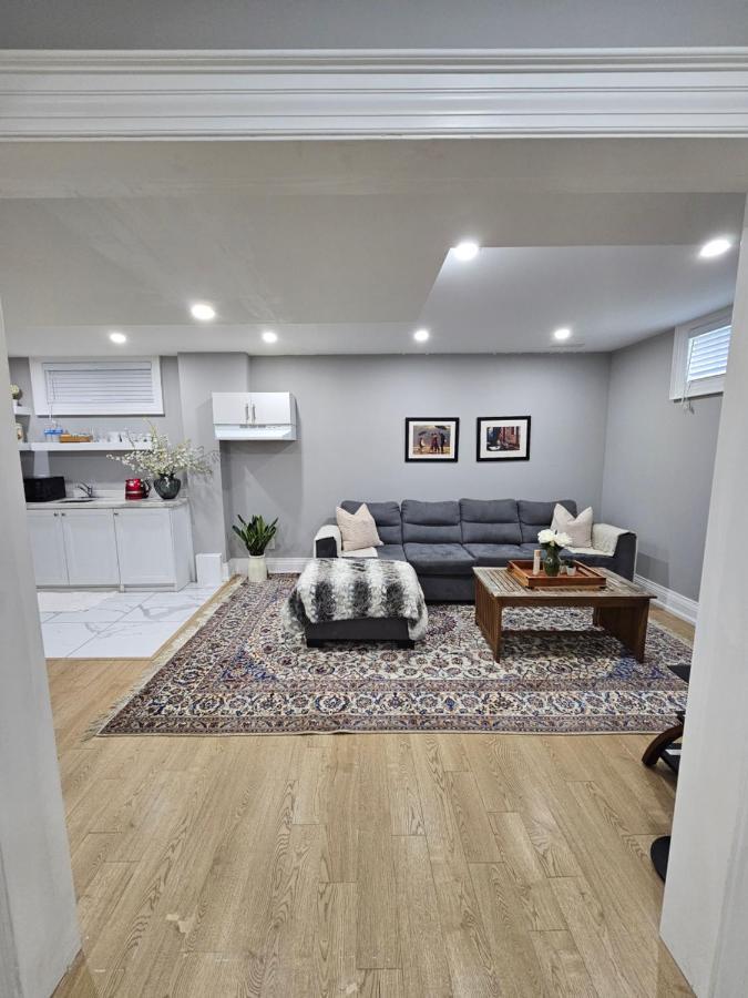 Apartment Basement In Luxury Beach House