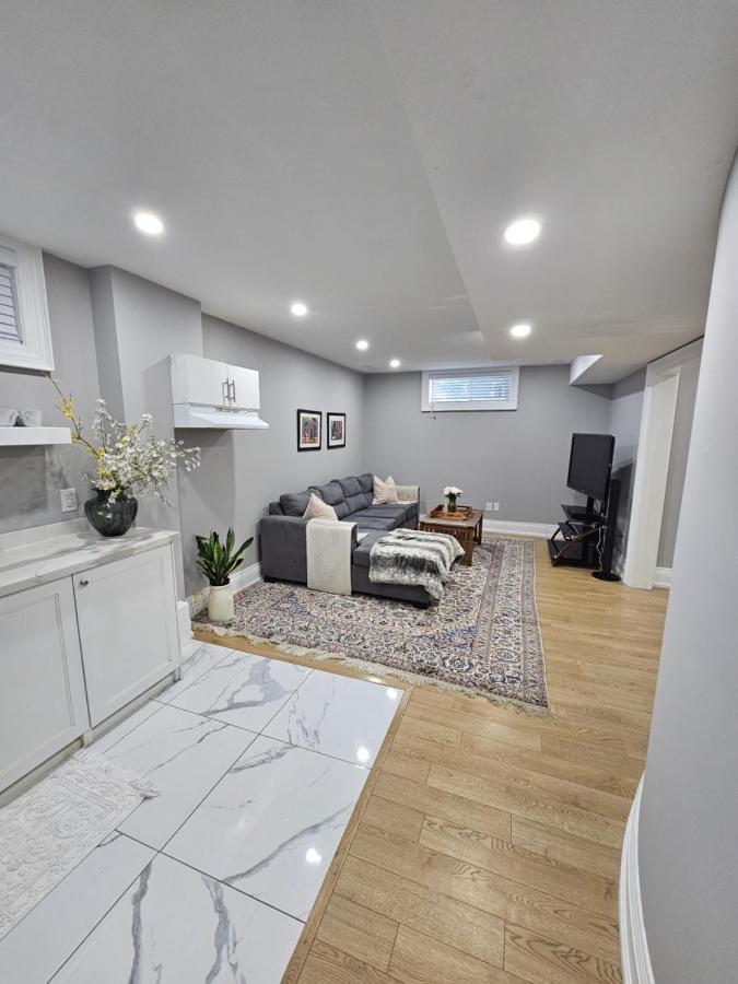 Basement In Luxury Beach House Apartment Toronto