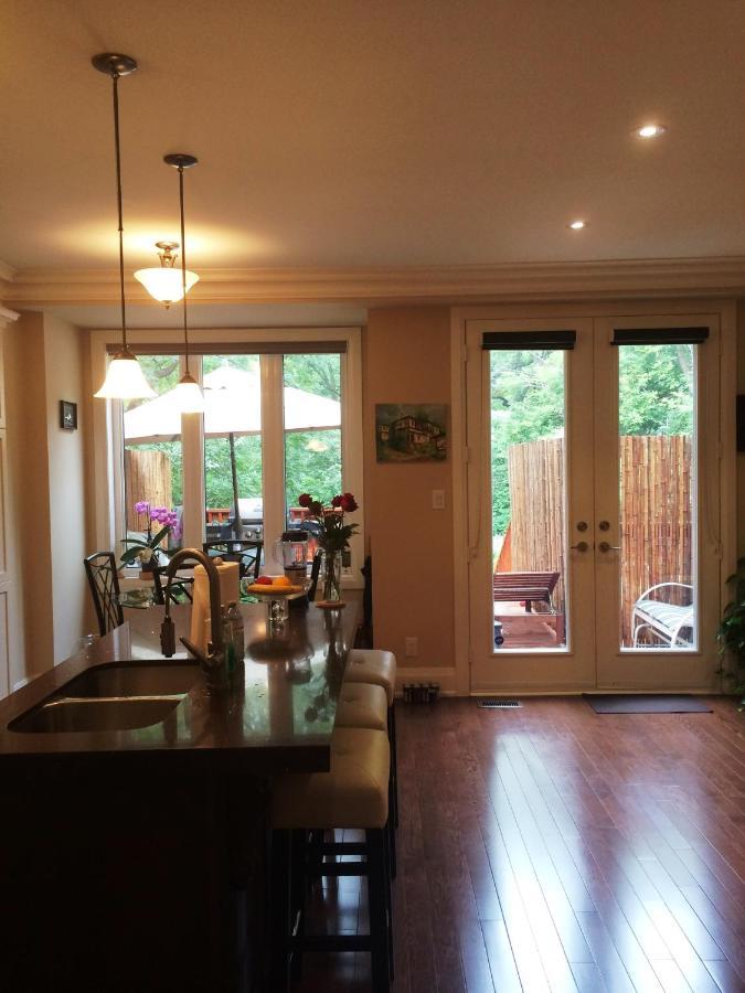 Luxury - Upper Beaches *