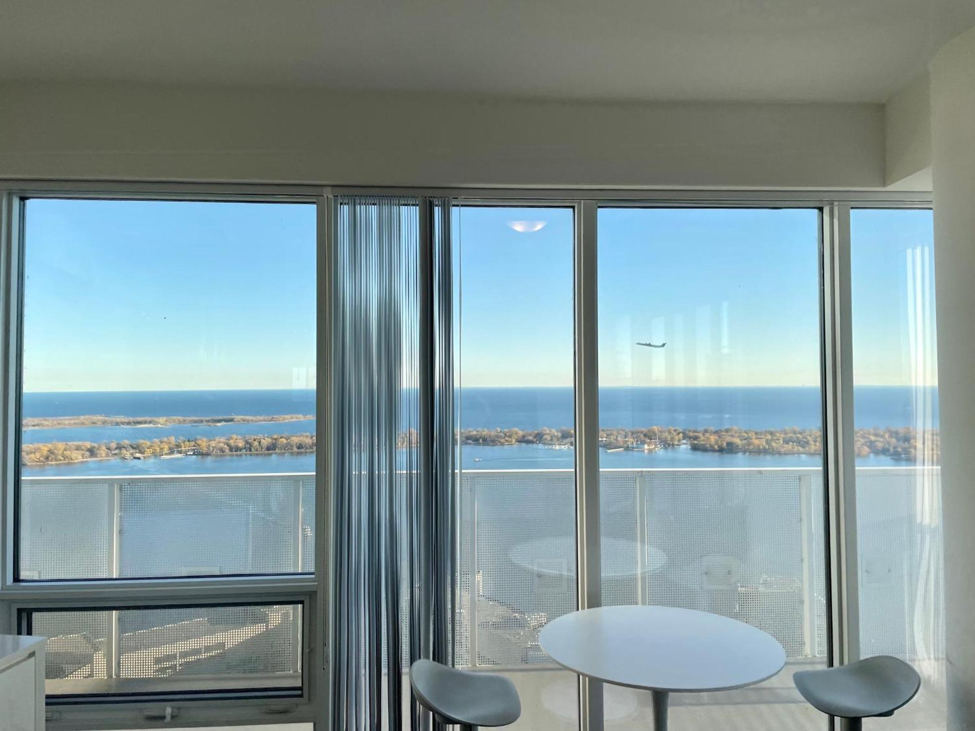 Apartment Presidential Heart Of Downtown With Stunning View *