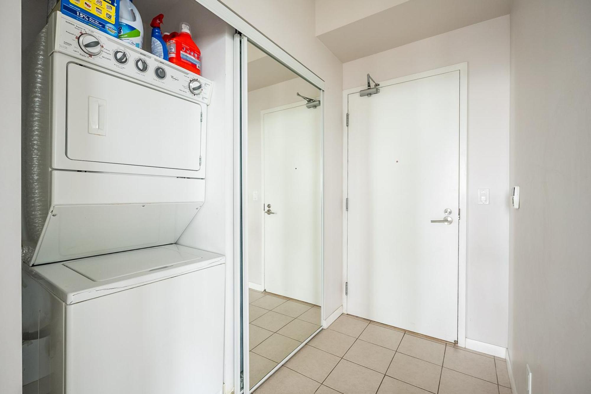 Rivetstays - The Neptune Apartment Toronto