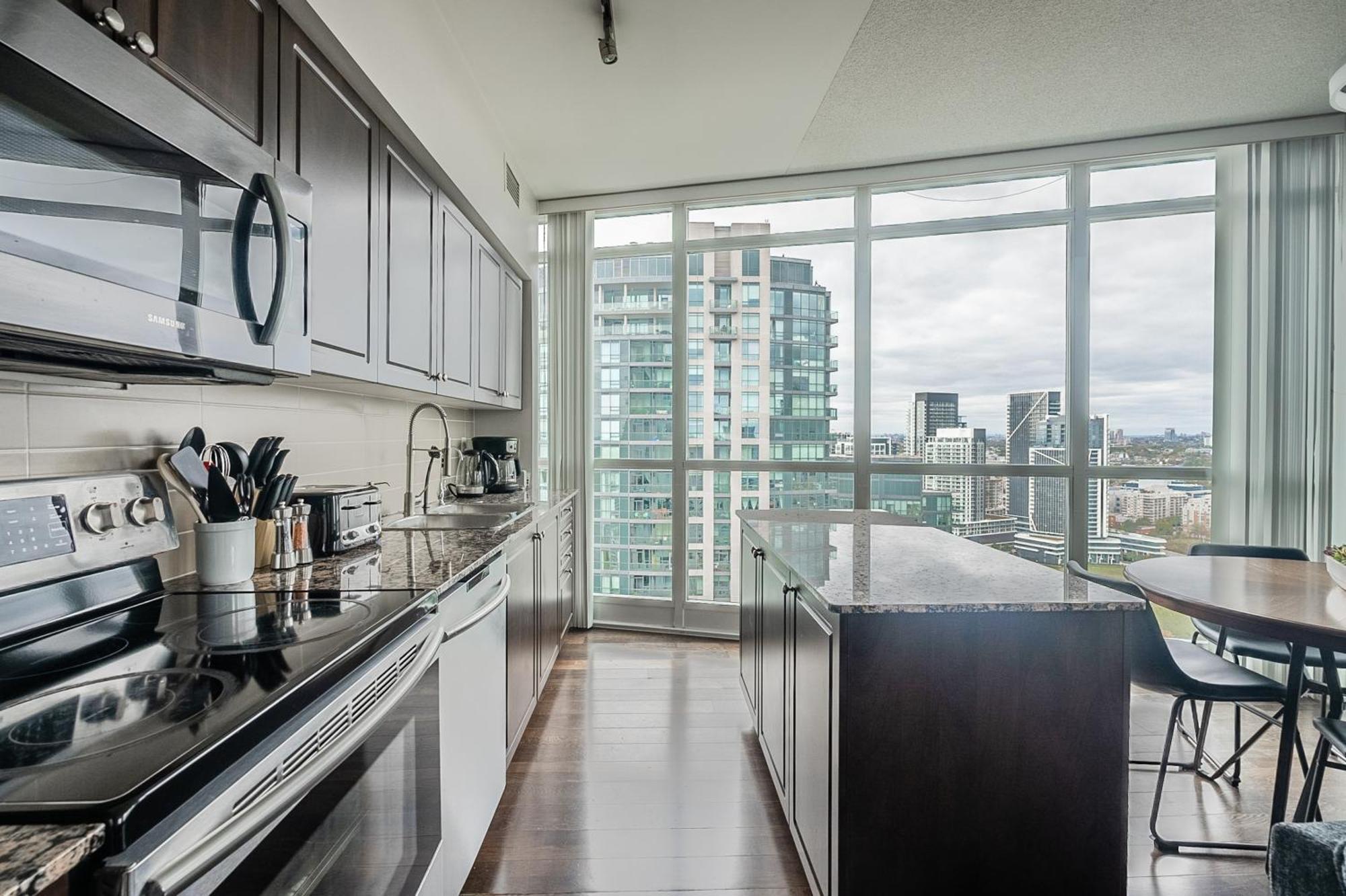 Apartment Rivetstays - The Neptune Toronto
