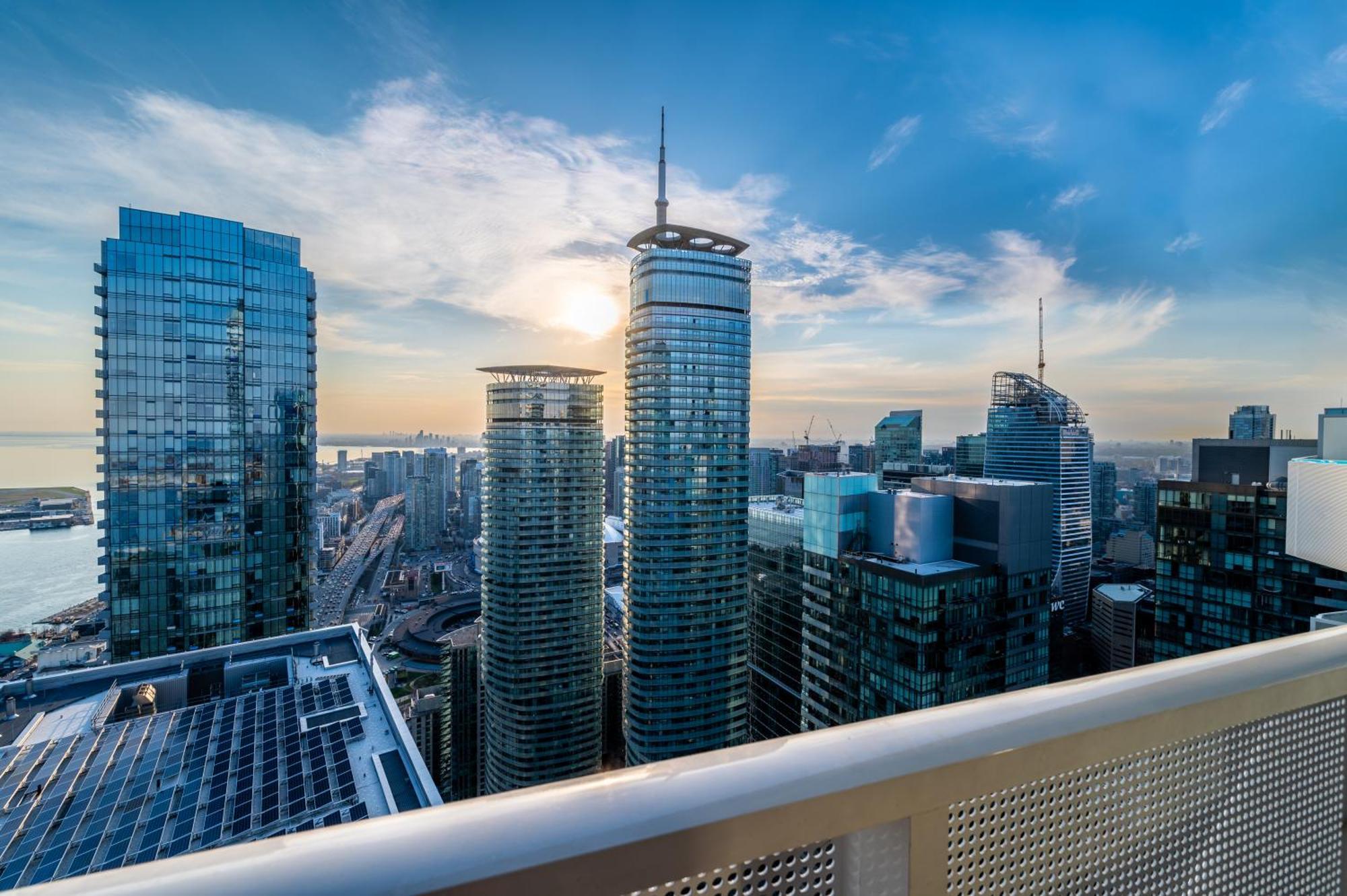 Apartment Presidential Heart Of Downtown With Stunning View