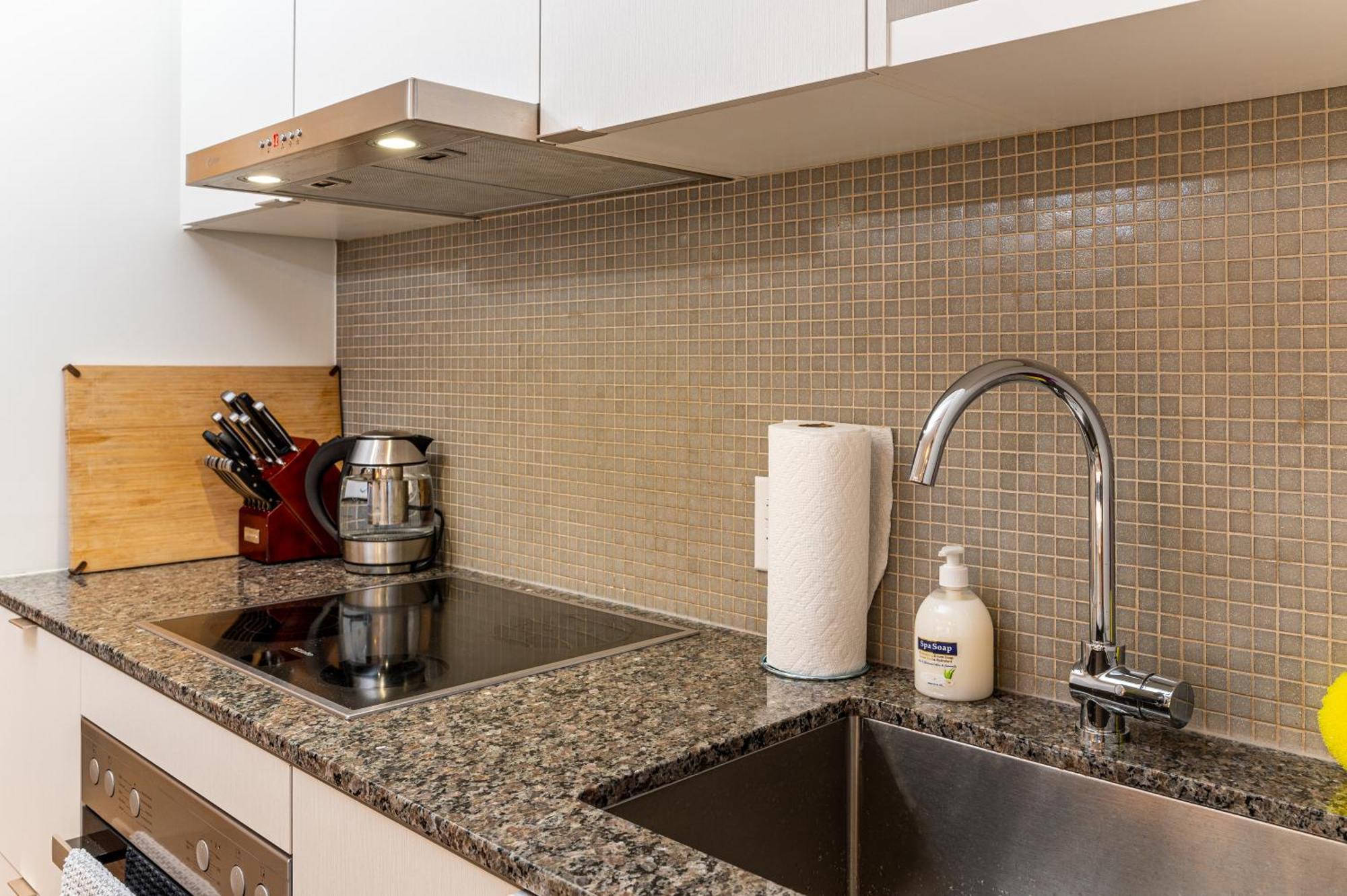 Presidential Heart Of Downtown With Stunning View Apartment *