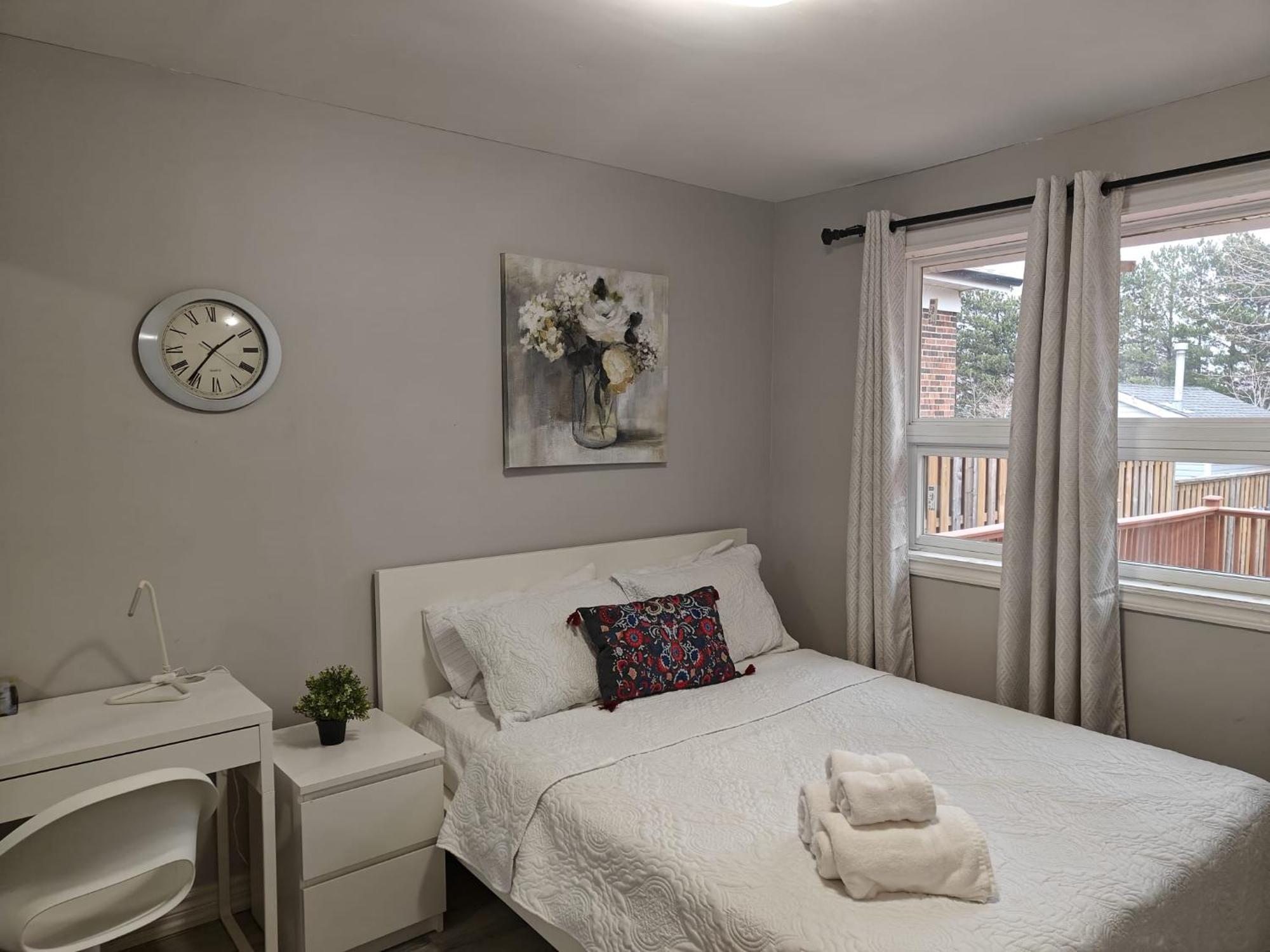 Spacious Mbr Near Kennedy Subway & Go Homestay