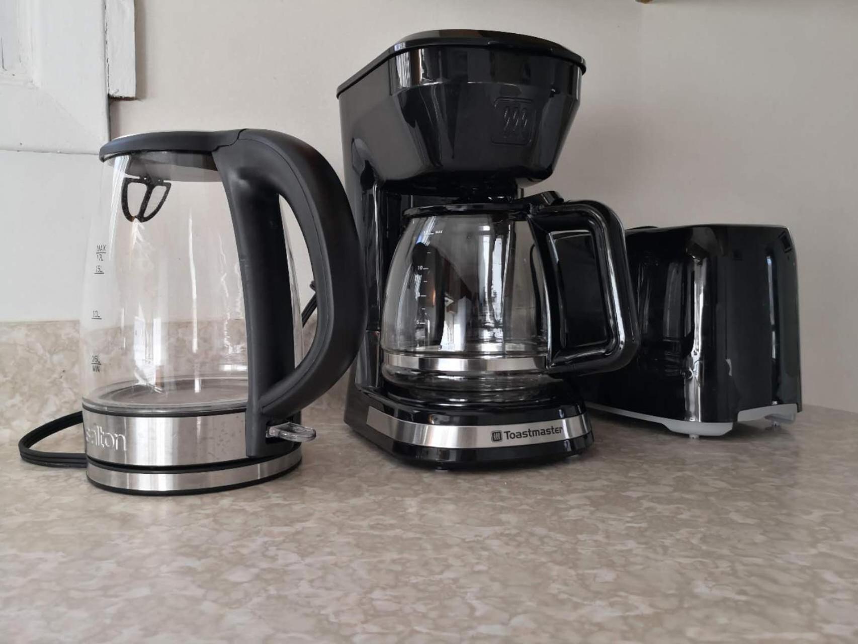 Spacious And Bright House Homestay Toronto