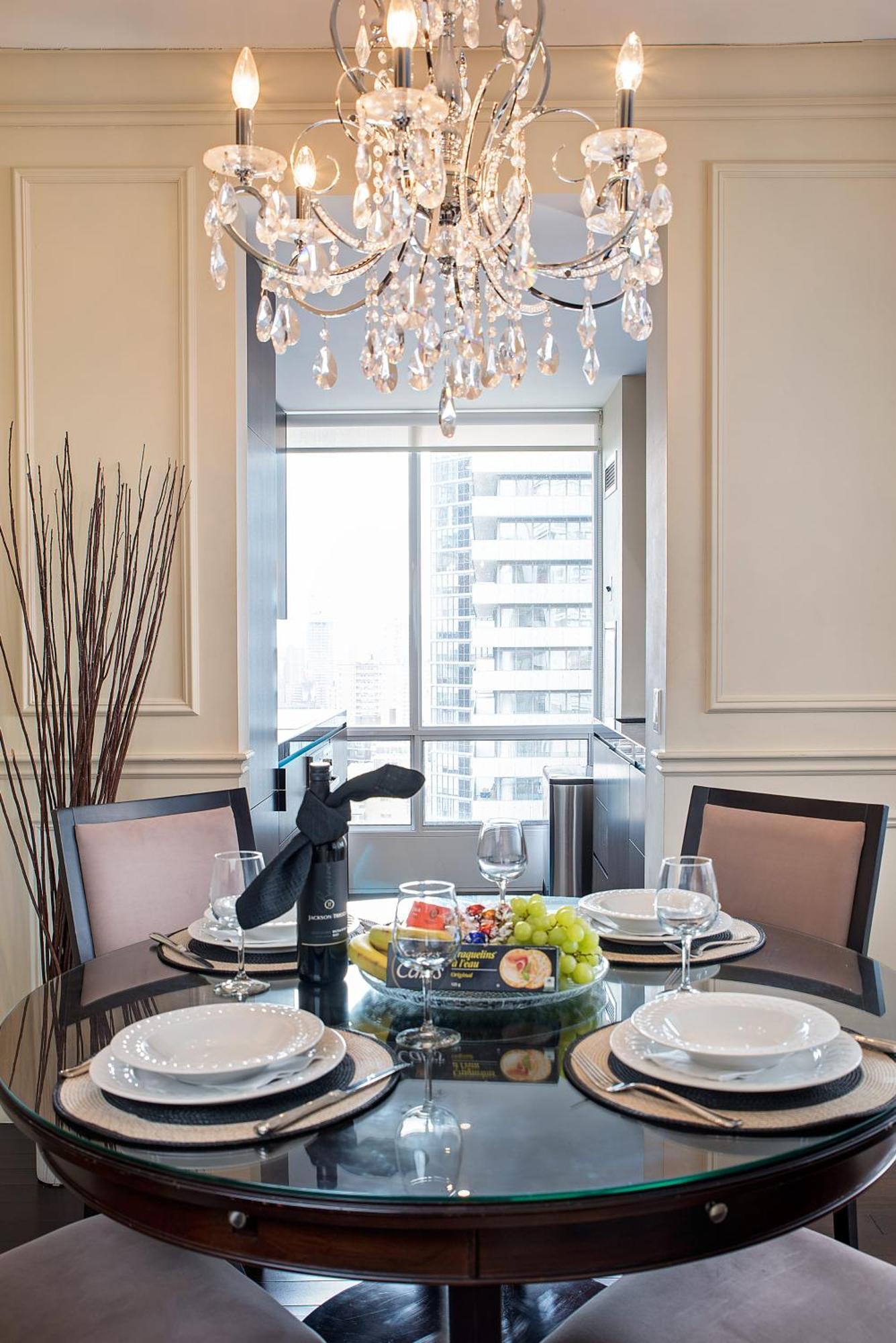 Sky Yorkville 4*