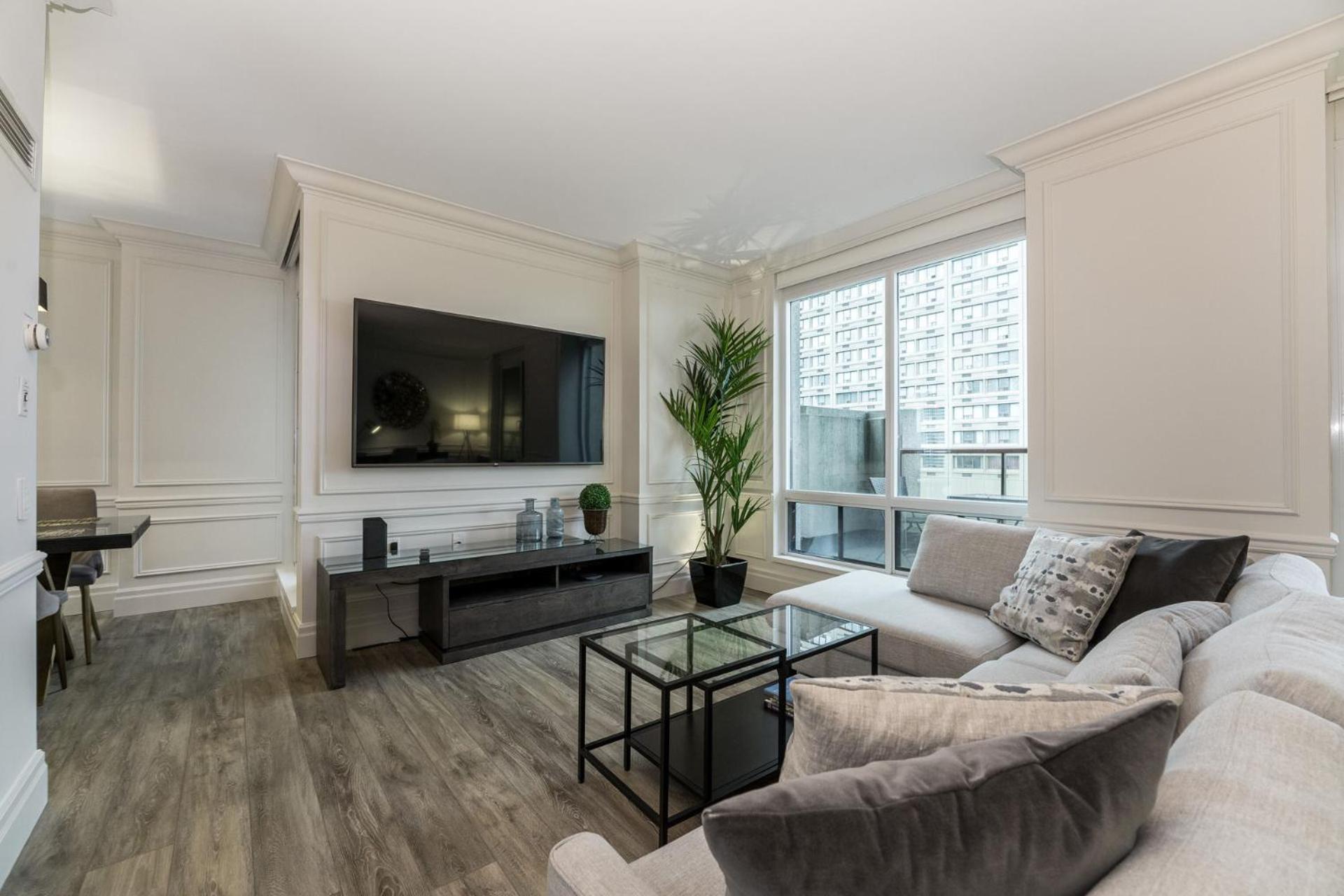 Sky Yorkville Aparthotel 4*