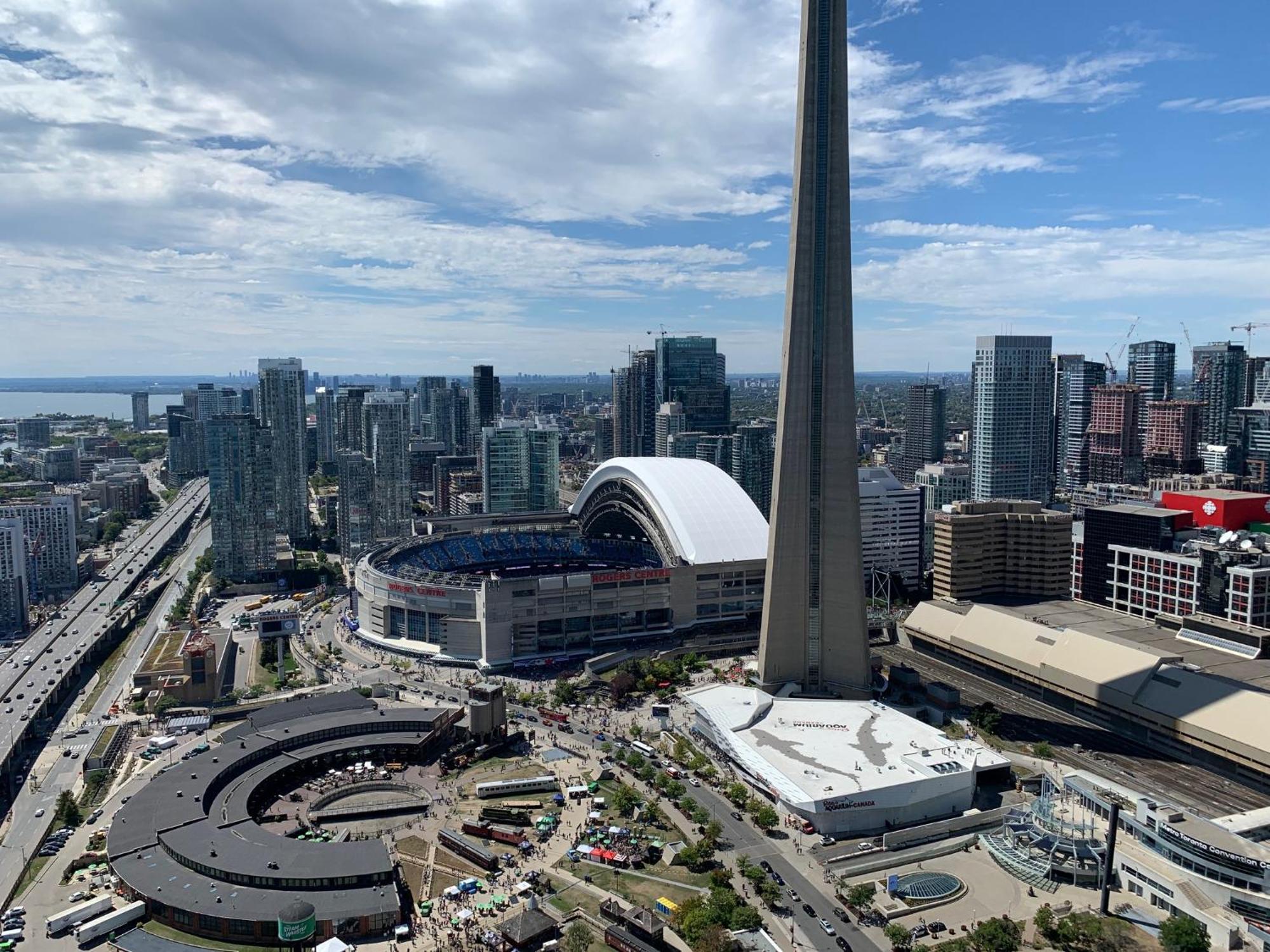 Magnificient View Next Cn Tower/rogers/union/mtcc Apartment