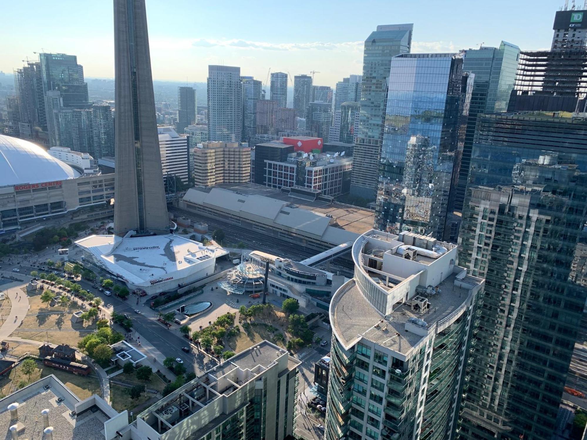 Magnificient View Next Cn Tower/rogers/union/mtcc Toronto
