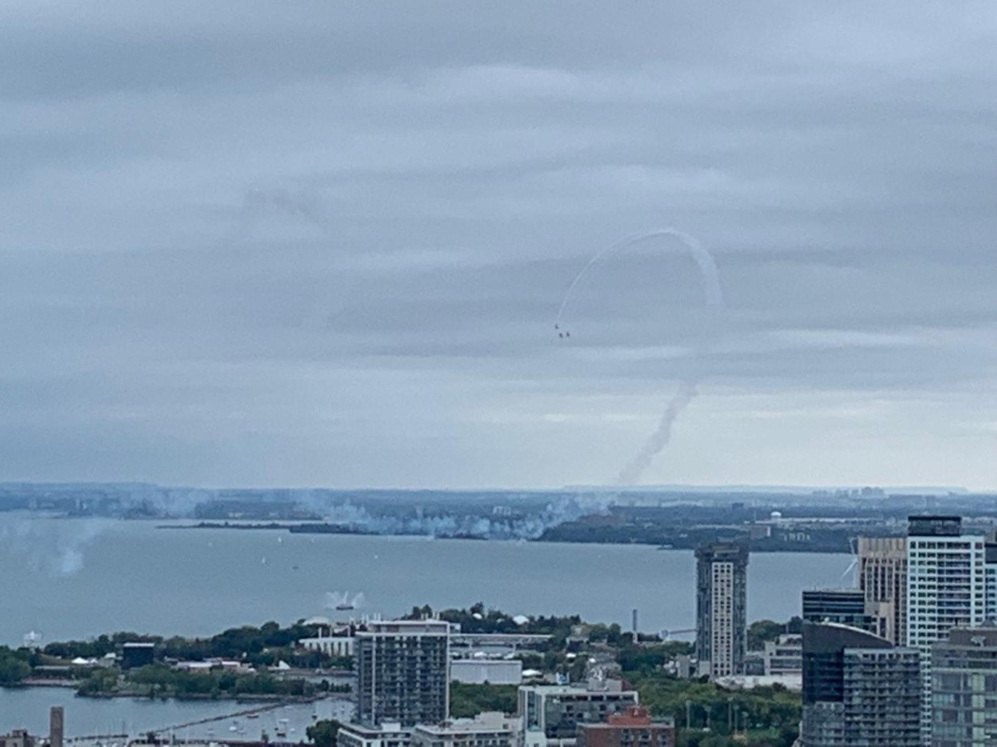 Apartment Magnificient View Next Cn Tower/rogers/union/mtcc