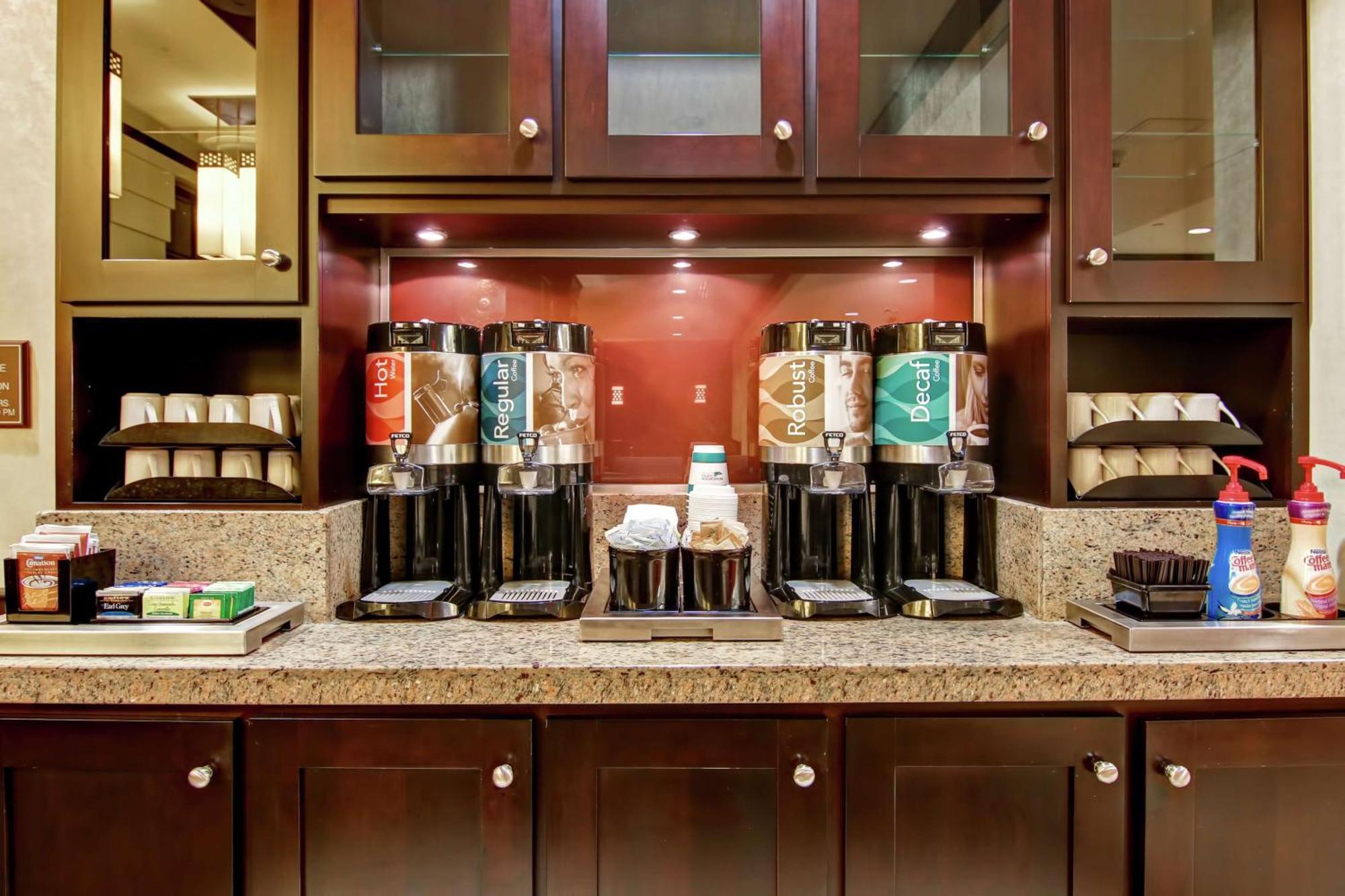 Homewood By Hilton Airport Corporate Centre 3* Toronto