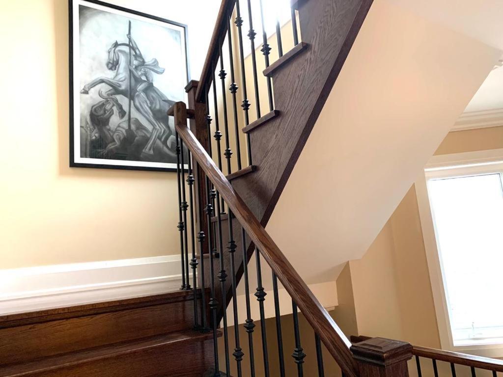 Gasthof Luxury - Upper Beaches Toronto