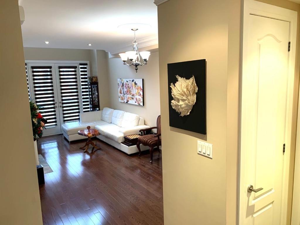 Luxury - Upper Beaches Toronto
