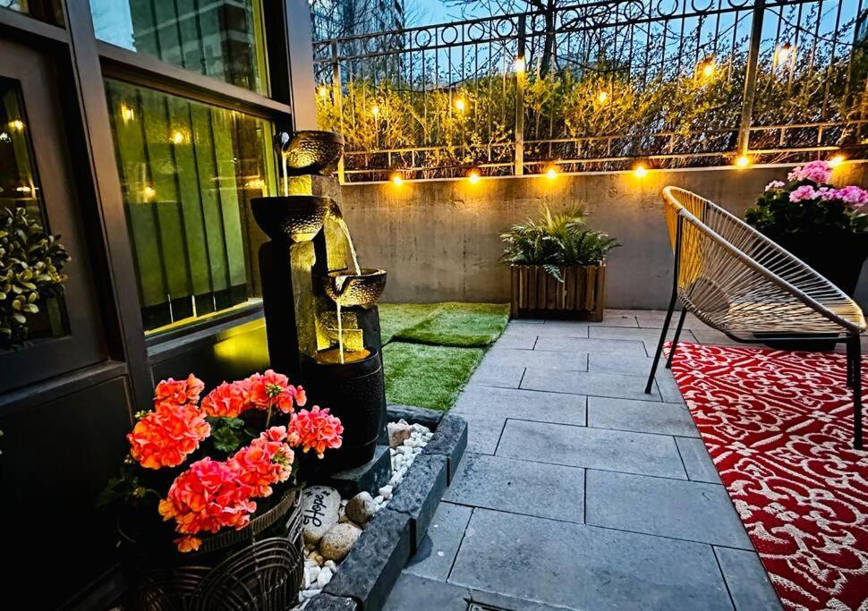 Luxury With Private Terrace Downtown
