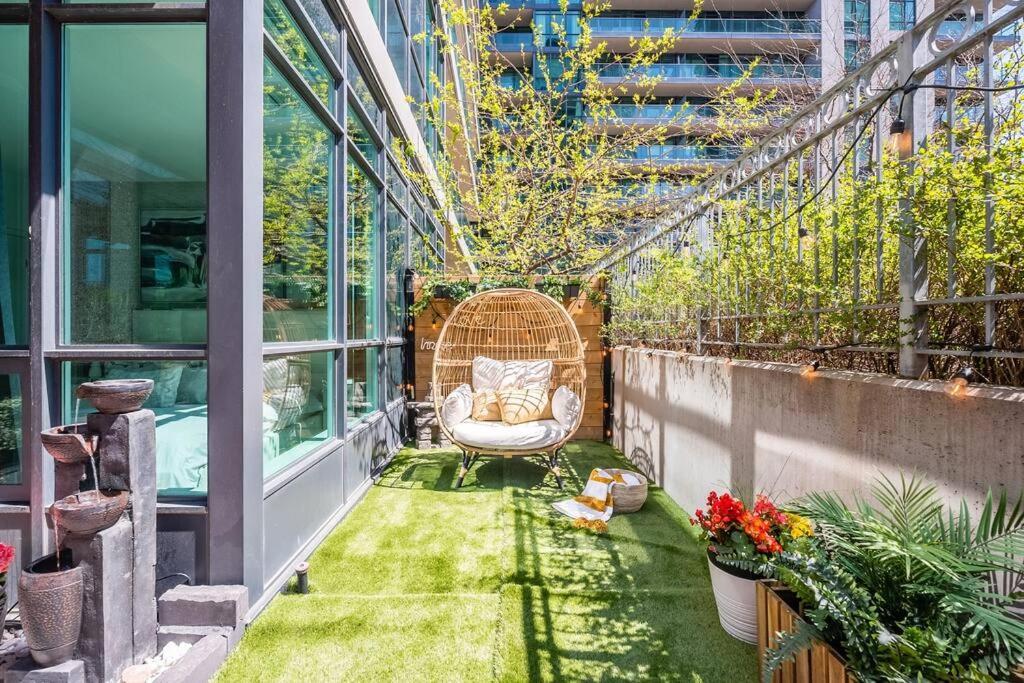 Luxury With Private Terrace Downtown *