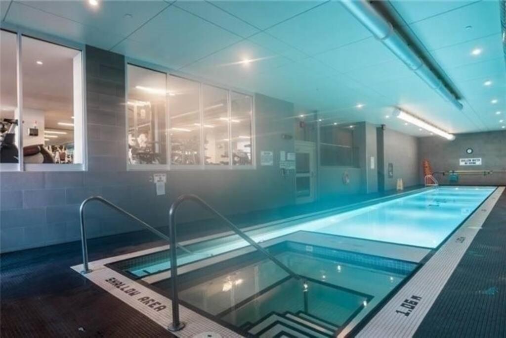 Apartment Luxury Downtown Near Cn Tower