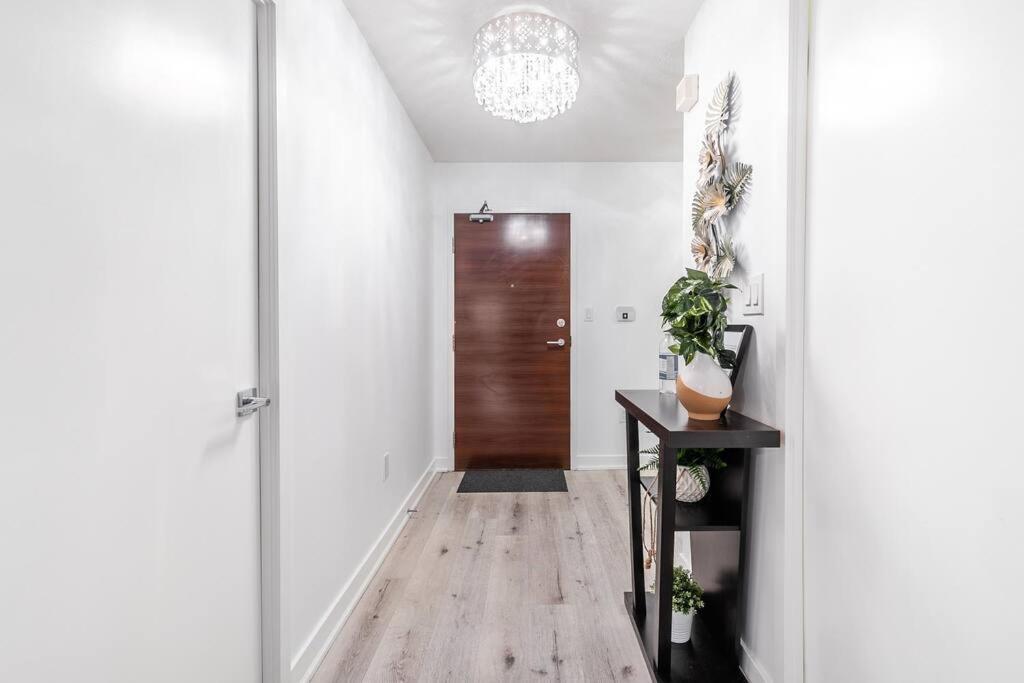 Apartment Luxury Downtown Near Cn Tower