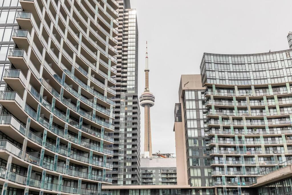 Luxury Downtown Near Cn Tower