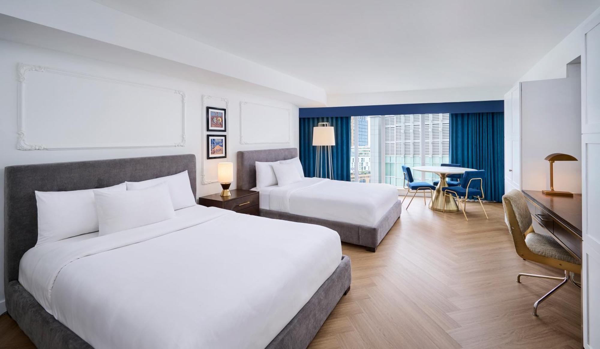 Pantages Centre Hotel 4*