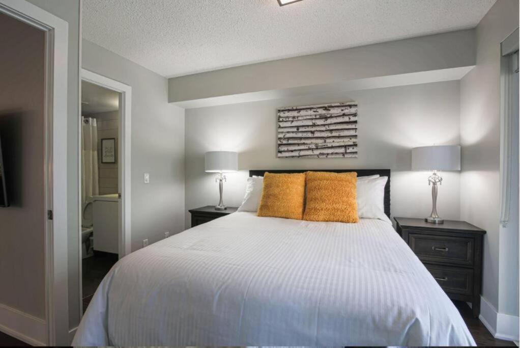 By Soho Aparthotel