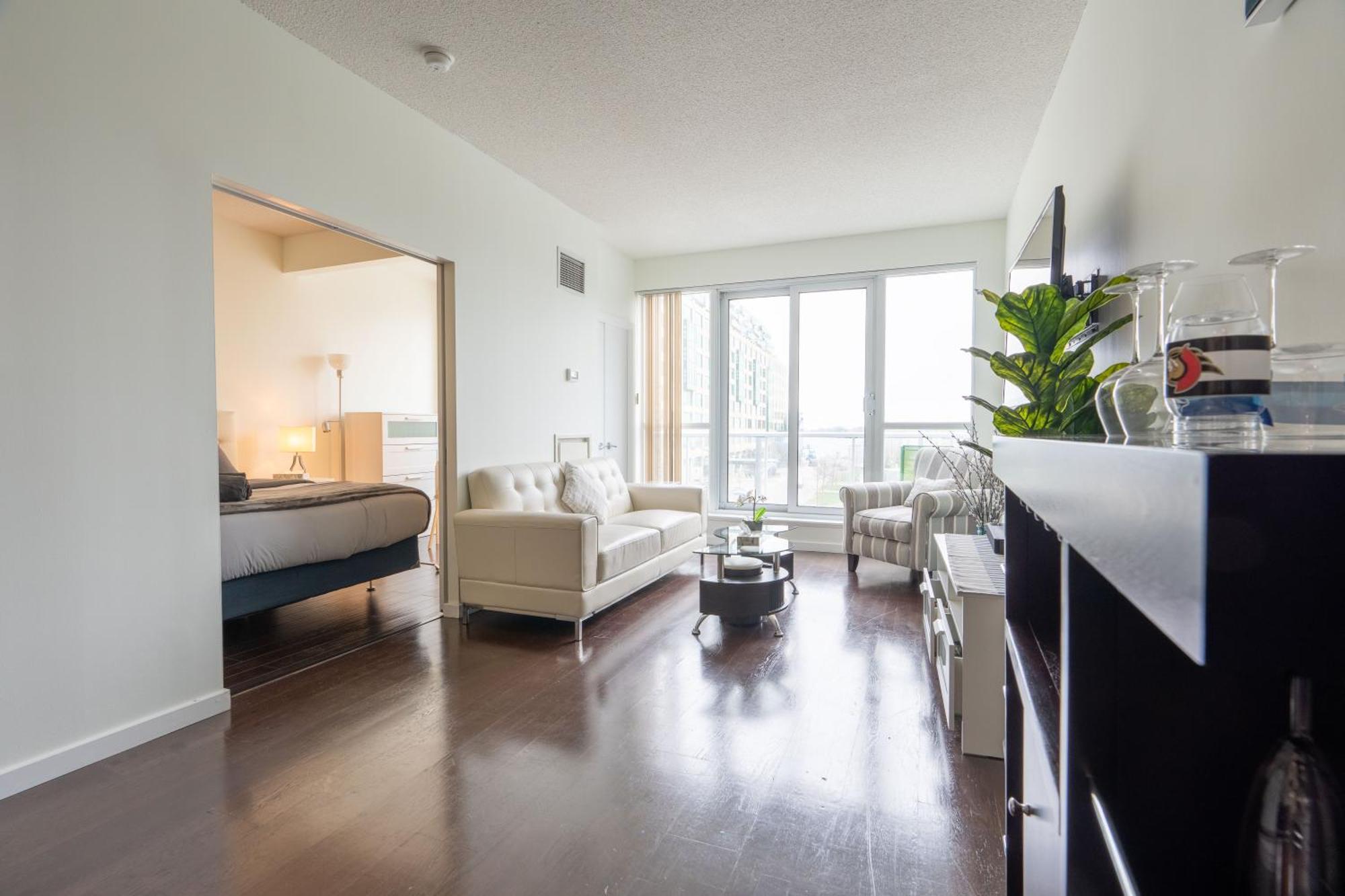 Apartment Harbour Front Luxury 2 Bed 2 Bath
