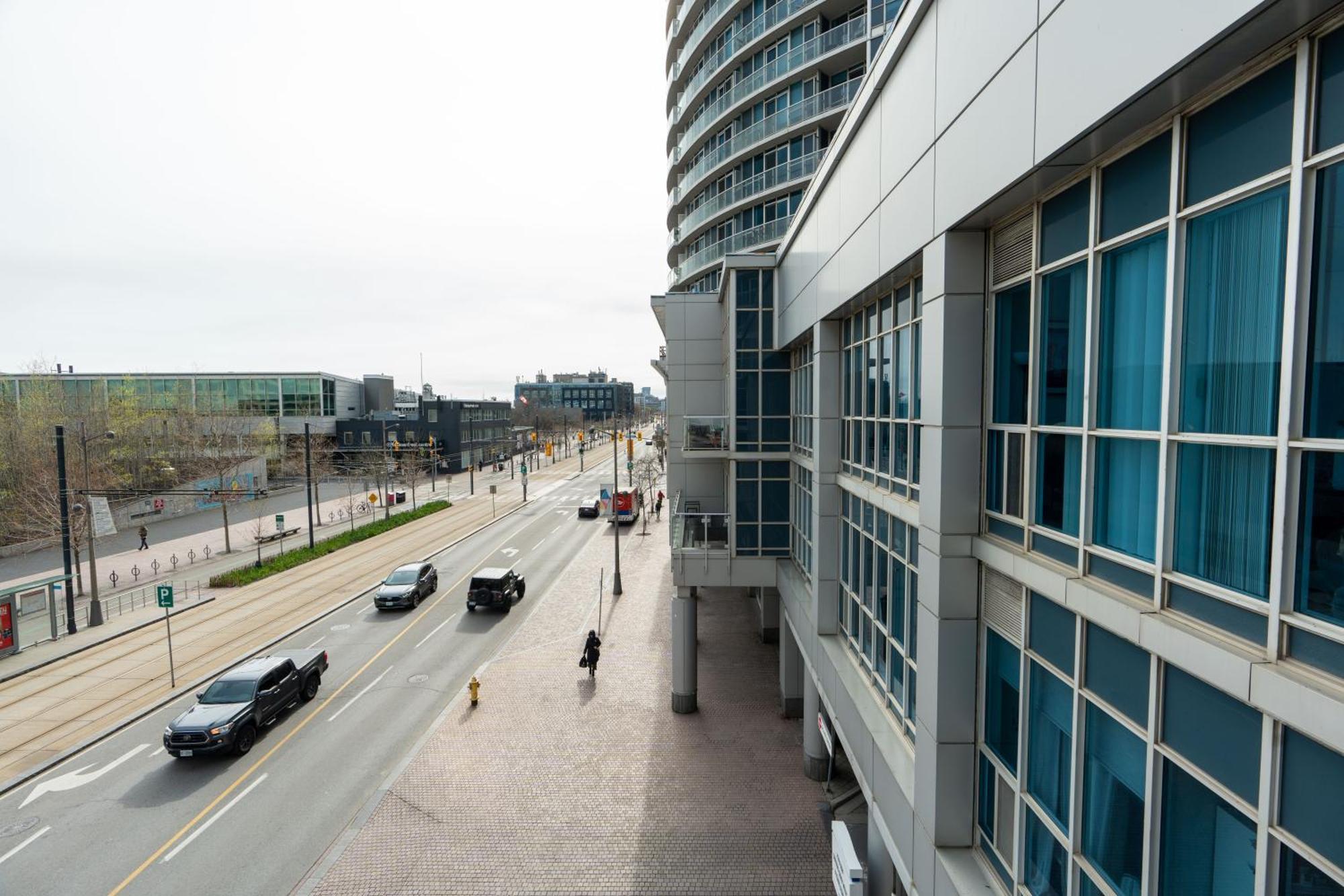 Apartment Harbour Front Luxury 2 Bed 2 Bath *