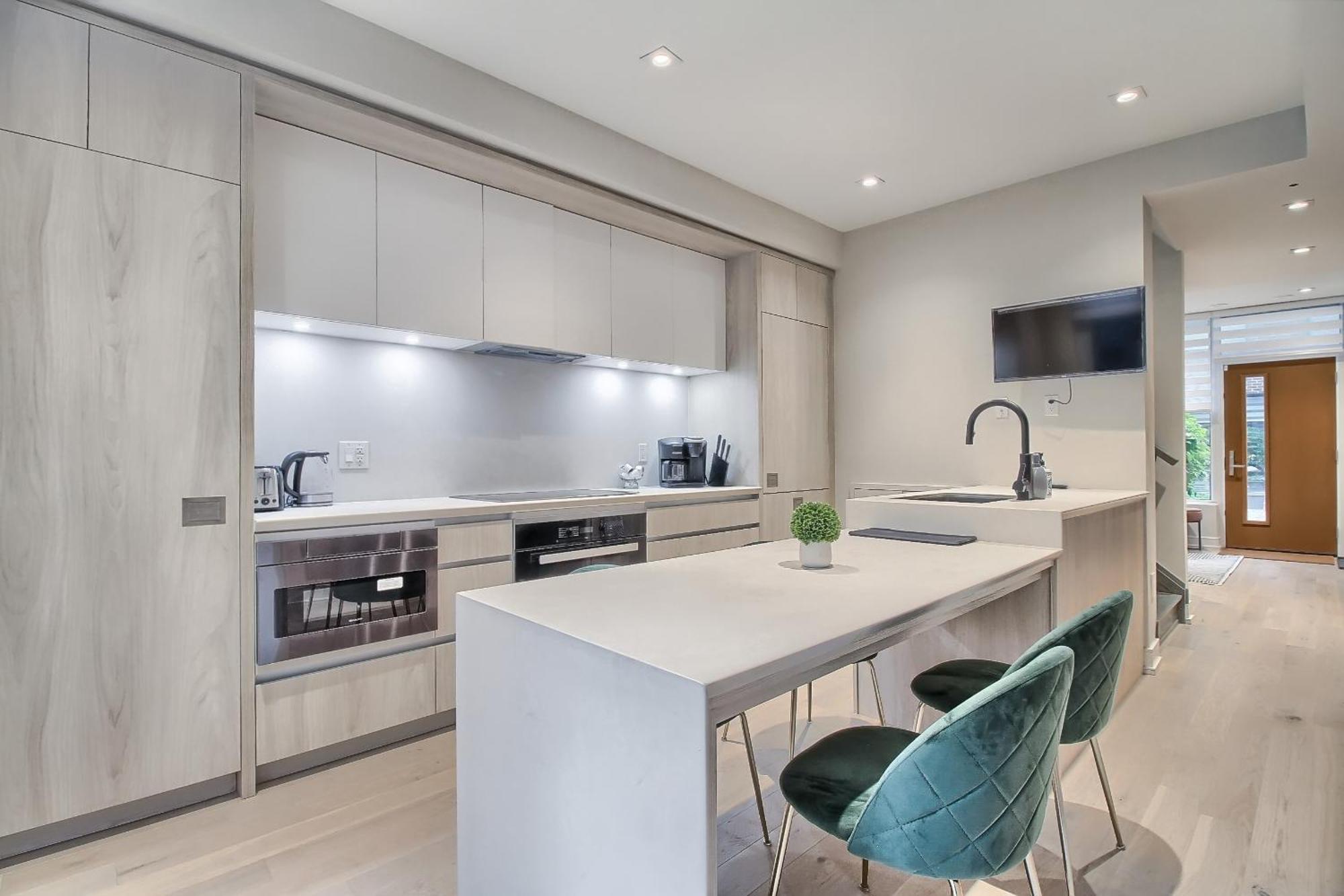 Luxury Townhouse In Downtown - Th1 Holiday home *