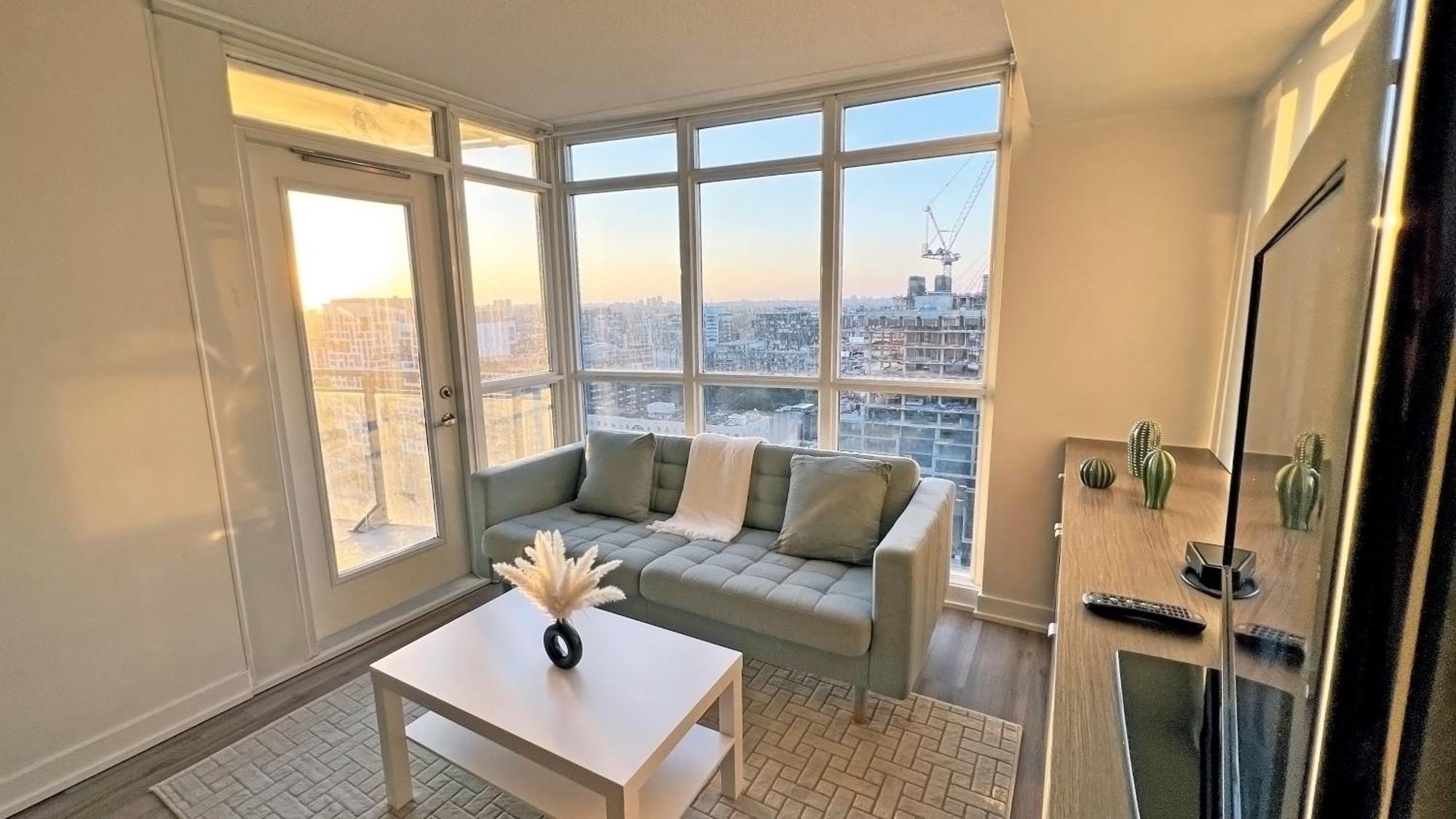 Apartment Cozy In Downtown + Free Parking *
